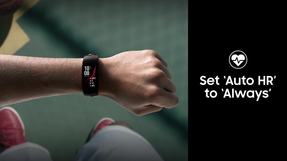 SAMSUNG Gear Fit2 Pro Black - Water-Resistance - On-Device