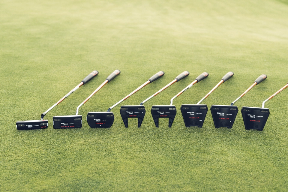 Odyssey White Hot Versa 12 Center SL Putter | Dick's Sporting Goods