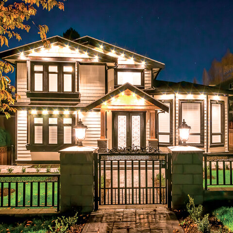 Front view of a home with the Atomi Smart String Lights