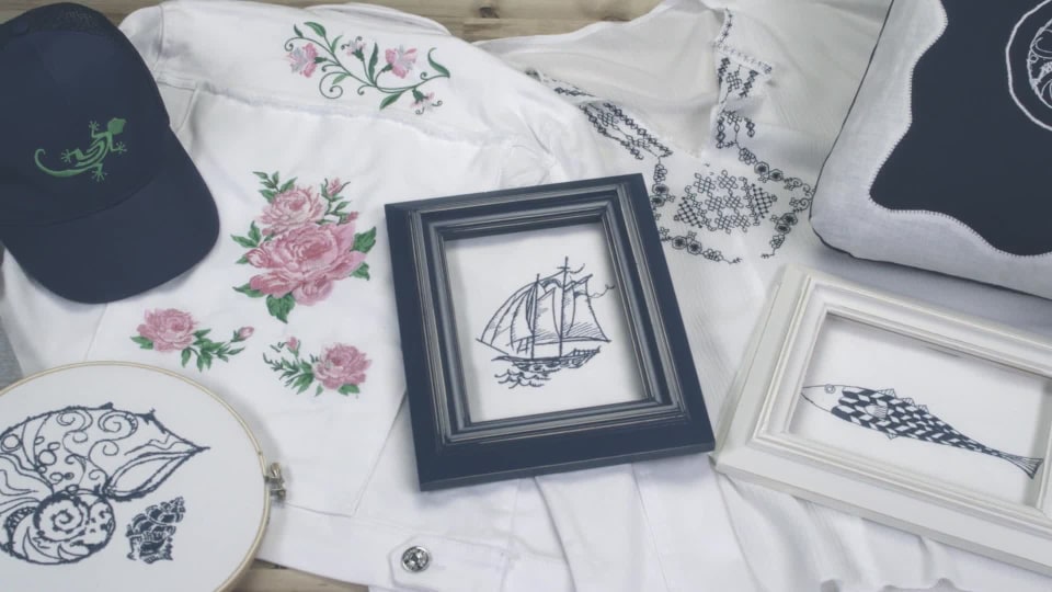 Brother PE800 Computerized Embroidery Machine with 199 Free Bonus