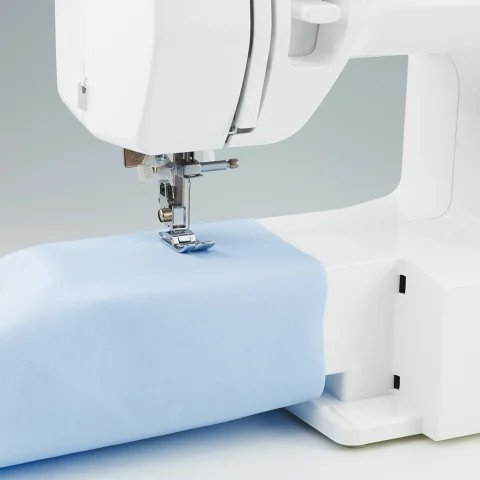 machine stitching sleeve using the free arm 