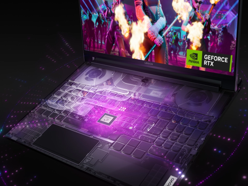 Lenovo Legion 9 16IRX8 16