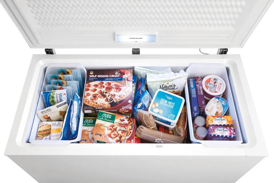 Frigidaire 14.8 Cu. Ft. Chest Freezer in White