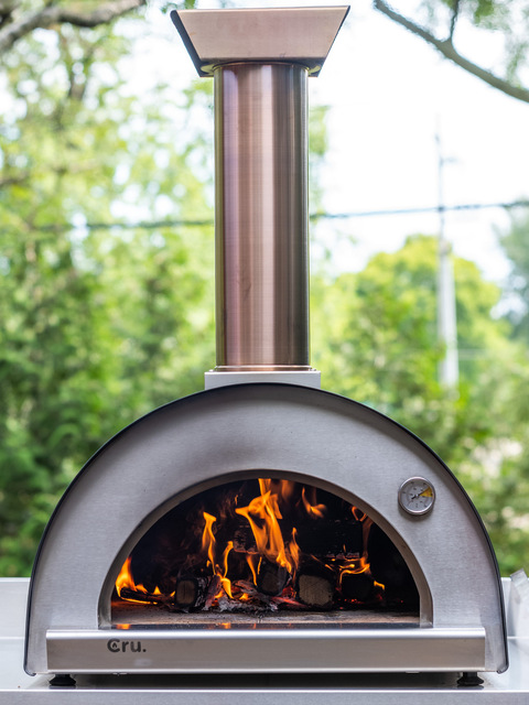 The Right Sized Oven with a Large Cooking Surface