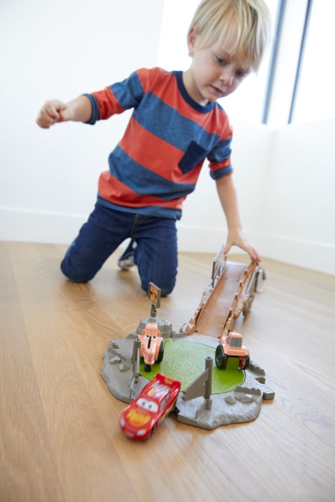 Smokey's tractor challenge clearance playset