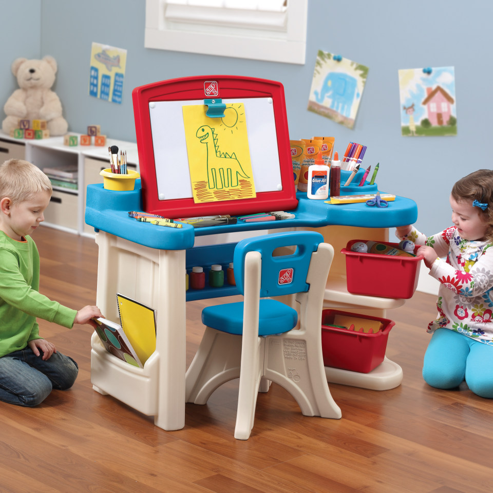 Keter Sit & Draw Kids Art Table Creativity Desk, with Arts and