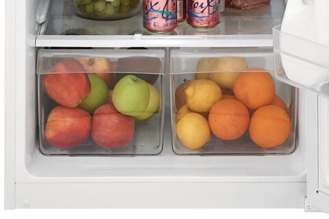 Store-More™ Humidity-Controlled Crisper Drawers