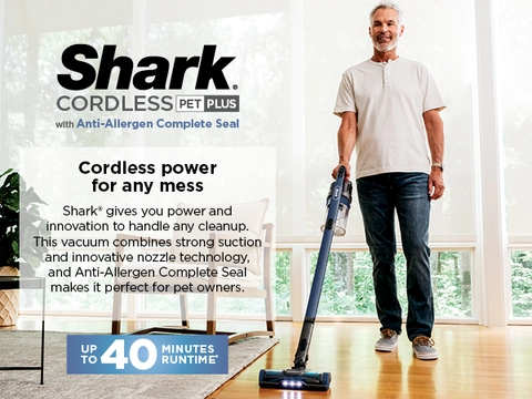 Outlet Shark Pet Plus Cordless Stick Vacuum with Self Cleaning Brushroll