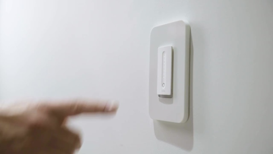 thumbnail video image 2 of Linksys F7C059 Wemo Thermostat Wi-Fi Smart Dimmer, White, 2 of 3