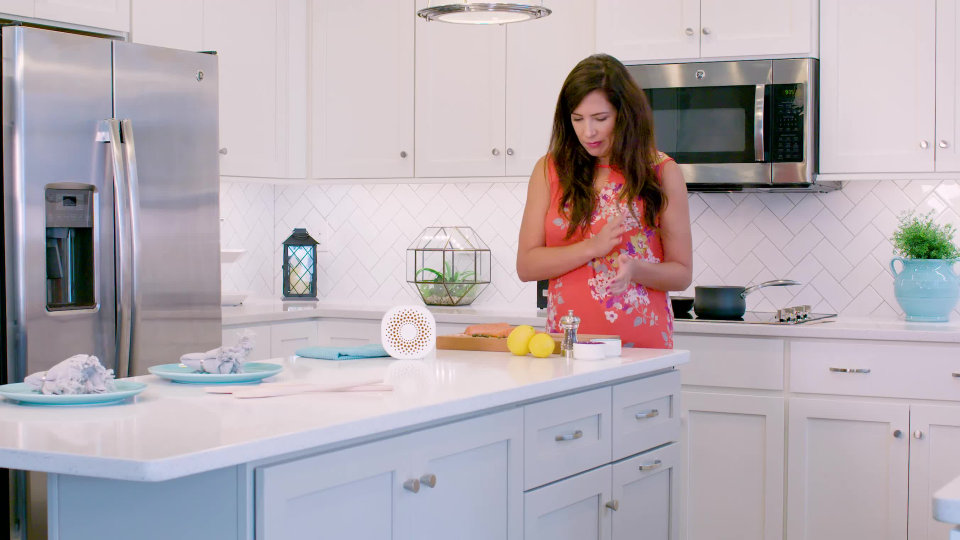 thumbnail video image 2 of Max Odor Eliminator Air Freshener Meadow Breeze, 8 oz, 2 of 5