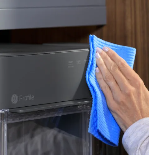 XPIO13SCSS GE Profile 2.0 Portable Nugget Ice Maker with Side Tank