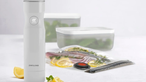 ZWILLING Fresh & Save Vacuum Sealer Machine Starter Set Food Preservation