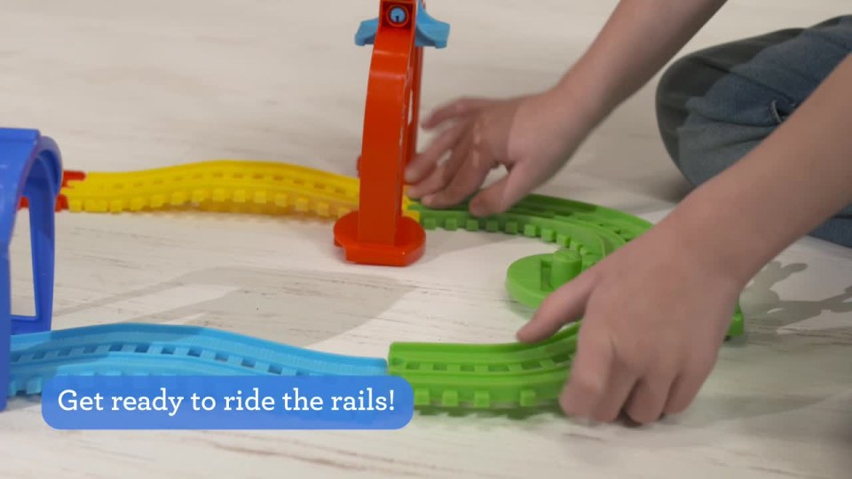 thumbnail video image 2 of Fisher-Price - Disney Mickey Mouse Clubhouse Mouska Train Express Playset, 2 of 10