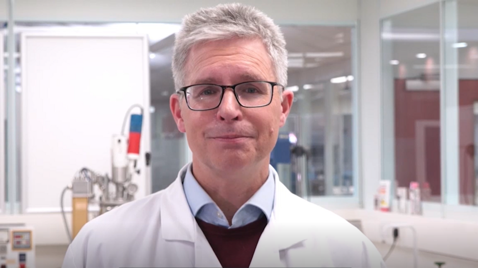 thumbnail video image 2 of No7 Future Renew Serum 25ml, 2 of 8