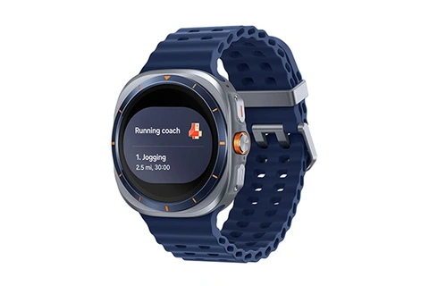Samsung Galaxy Watch Ultra LTE in Titanium Blue