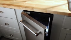 KitchenAid 22.8-lb Reversible Door Built-In Cubed Ice Maker 