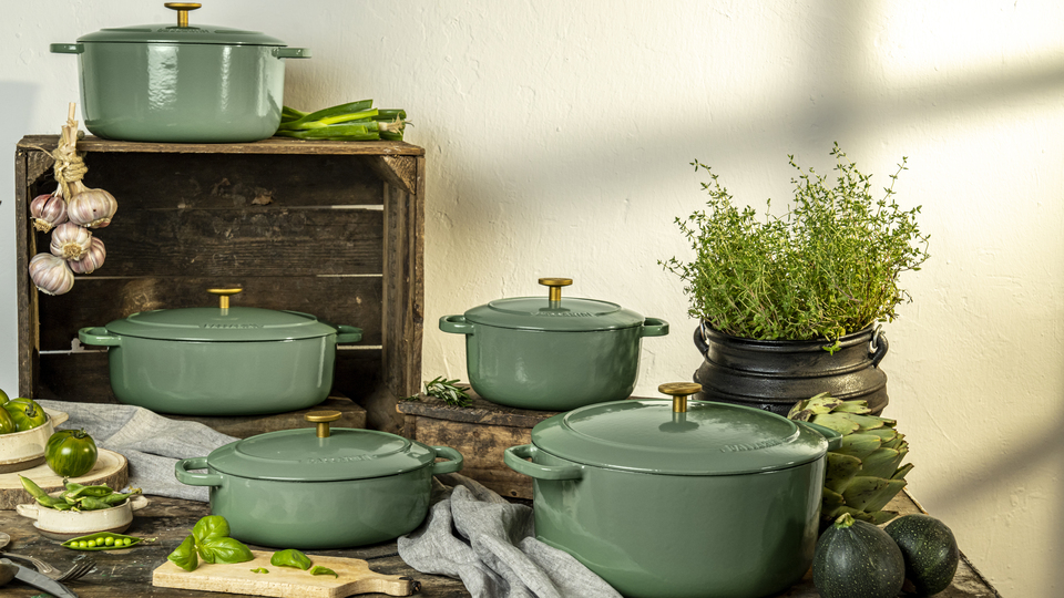 thumbnail video image 2 of Ballarini Bellamonte Cast Iron 4.75-qt Oval Dutch Oven - Saggio Green, 2 of 10
