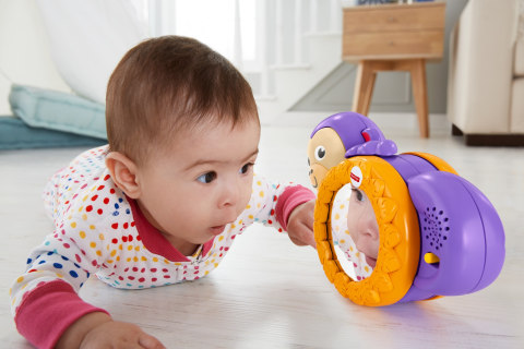 Fisher price crawl clearance along monkey