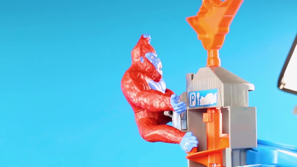 thumbnail video image 2 of Hot Wheels Track Playset with Four 1:64 Scale Toy Cars, Super Ultimate Garage, over 3-Feet Tall, 2 of 8