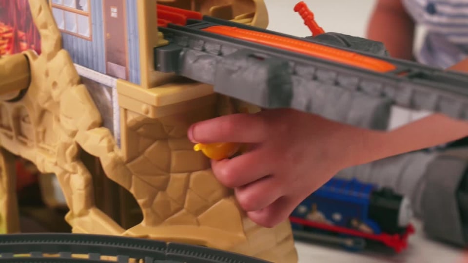 thumbnail video image 2 of Thomas & Friends TrackMaster, Thomas' Volcano Drop Set, 2 of 7