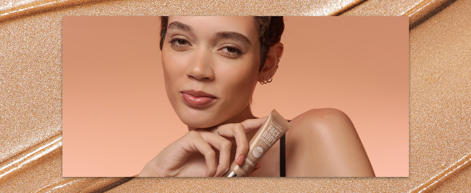 thumbnail video image 3 of Revlon ColorStay Face & Body Glow Lotion, Luminizing, 110 Glow Through It, 3 of 14