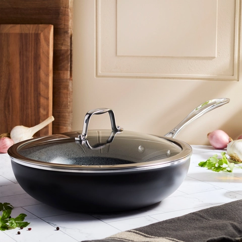 Henckels Capri Ceramic 11 inch Aluminum Ceramic Nonstick Perfect