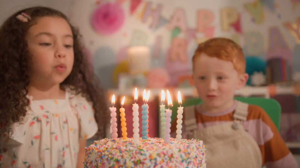 thumbnail video image 2 of Kinetic Sand, 2lbs Blue Play Sand, Moldable Sensory Toys for Kids, Resealable Bag (Packaging May Vary), for Ages 3 and up, 2 of 13