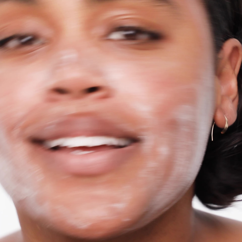 thumbnail video image 2 of Total Effects Refreshing Citrus Scrub Face Cleanser, 5.0 fl oz, 2 of 8