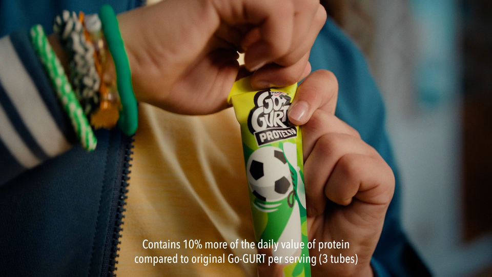 thumbnail video image 2 of Go-GURT Protein Kids Low Fat Yogurt Value Pack, 2 lbs (16 Tubes), 2 of 14