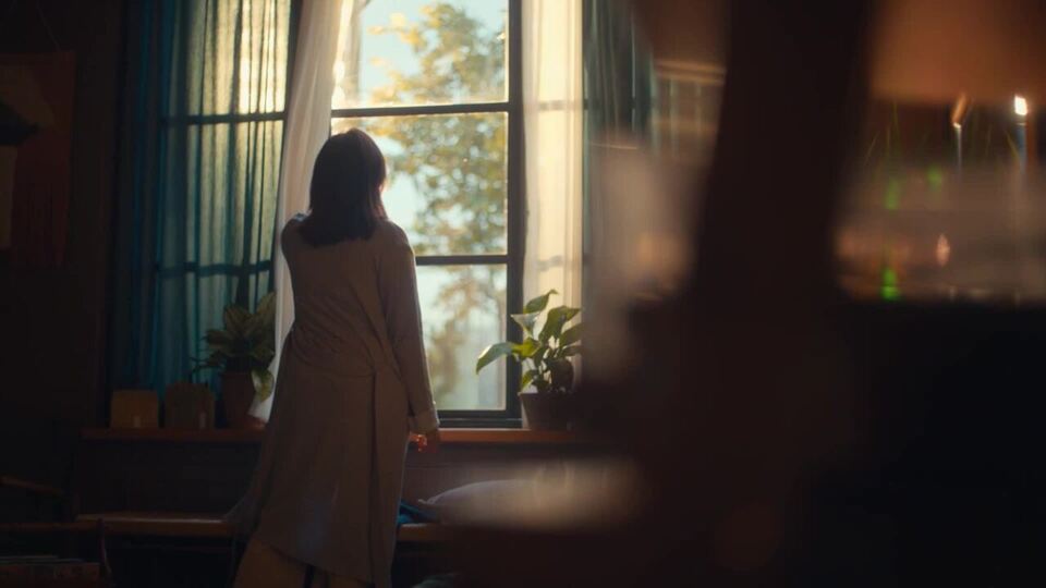 thumbnail video image 2 of SAMSUNG HW-S60B/ZA 5.0ch All-in-One Soundbar w/ Wireless Dolby Atmos, 2 of 6