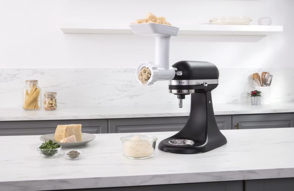 KitchenAid 5KSMPEXTA Gourmet Pasta Press with Six Plates (Optional  Accessory for KitchenAid Stand Mixers): Home & Kitchen 