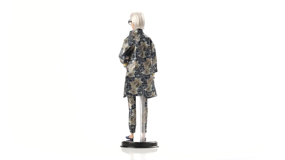 attribuut agitatie maat Barbie Collector Styled by Iris Apfel Doll with Floral Suit - Walmart.com