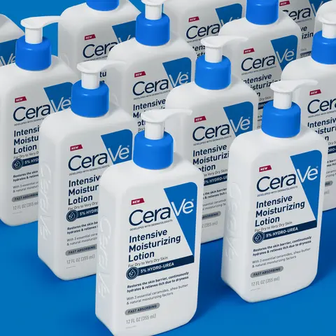 CeraVe Intensive Moisturizing Lotion restores the skin barrier, deeply hydrates and relieves itch due to dryness