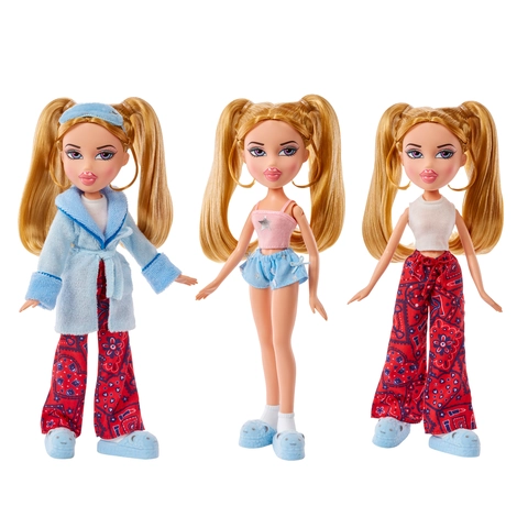 Bratz Slumber Party Cloe Fashion Doll with 2 Sets of Pajamas 