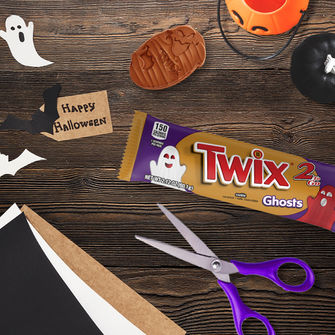 TWIX Caramel Ghosts Chocolate Cookie Candy Bars 2 To Go Halloween Candy