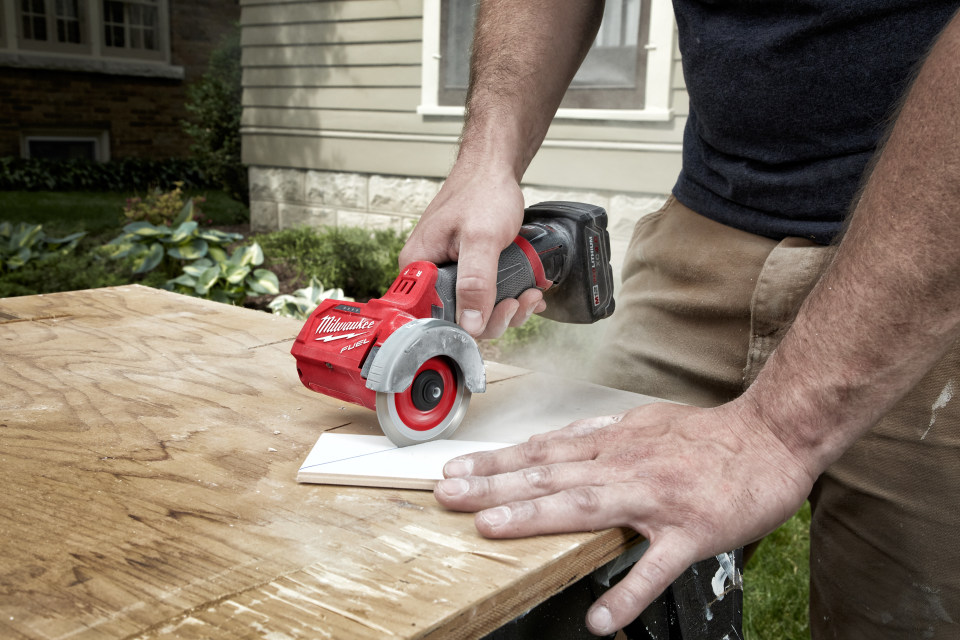 Milwaukee Tool Cut-Off Tools  Cut-Off-Grinder Tools; Type of Power:  Cordless; Wheel Diameter: in; Handle Type: Trigger; Speed (RPM): 20000;  Voltage: 12.0 V; Wheel Diameter (Inch): 3; Brushless Motor: Yes;