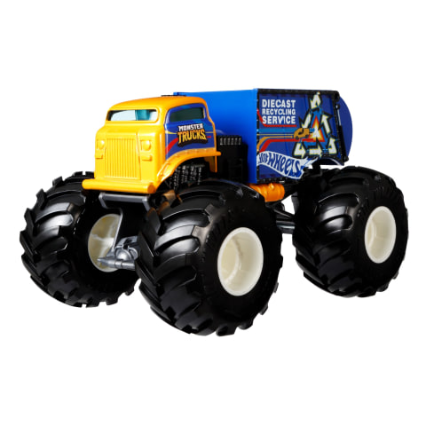 Hot Wheels MONSTER TRUCKS 1:24 scale V8 BOMBER!!!