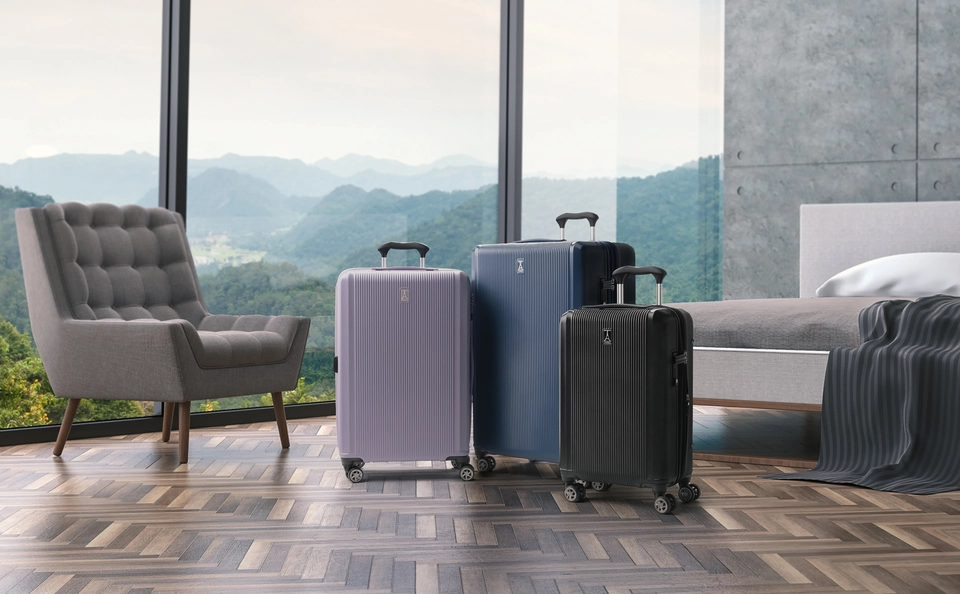 Travelpro CLOSEOUT! WalkAbout 6 Carry-on Expandable Hardside