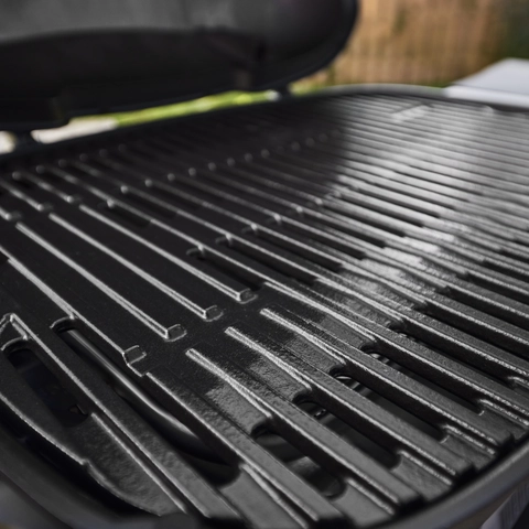 Weber Q 2800N+ 2 Burner Liquid Propane Grill Midnight Black Mfr