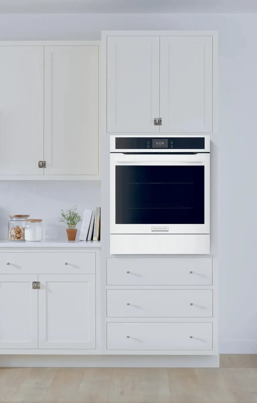 Frigidaire Gallery GCWS2438AW 24