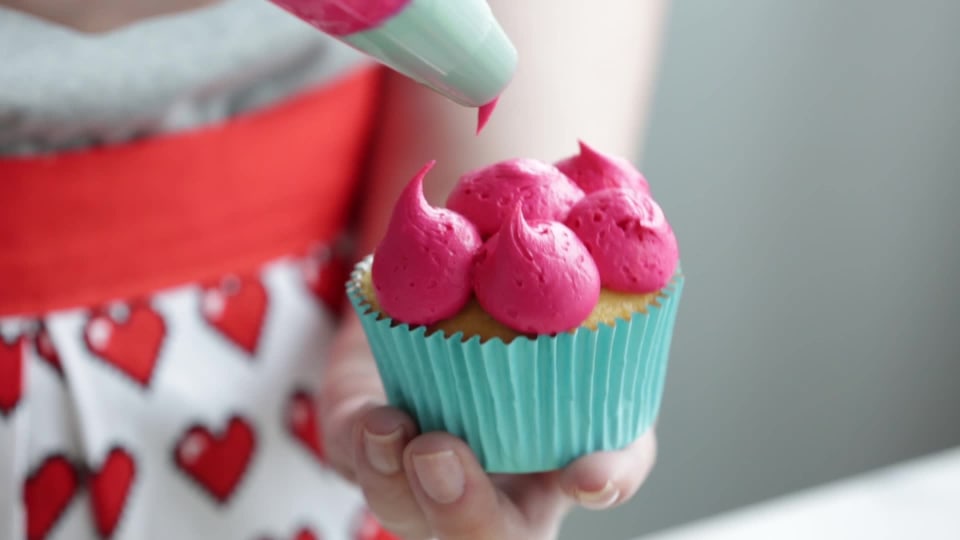 thumbnail video image 6 of Rosanna Pansino One in a Melon Watermelon Candy Melts Candy by Wilton, 8 oz., 6 of 6