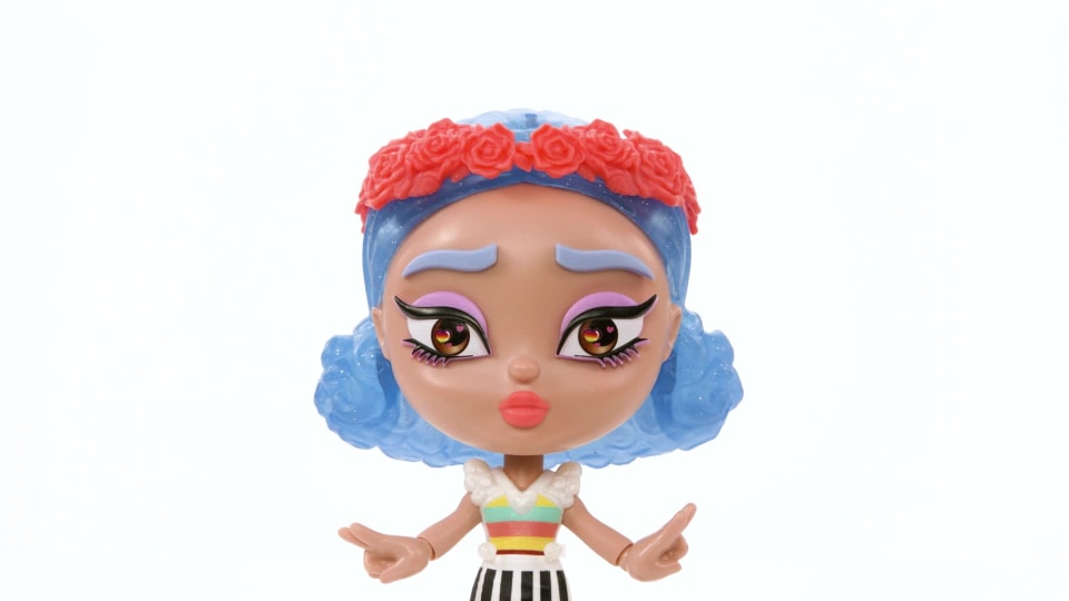 thumbnail video image 2 of Lotta Looks Skate Pop Doll W Ith 10+ Plug/Play Pieces, 100+ Looks, 2 of 7