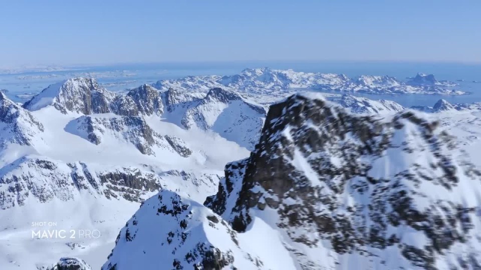 thumbnail video image 2 of Dji Mavic 2 Zoom Drone, 2 of 15