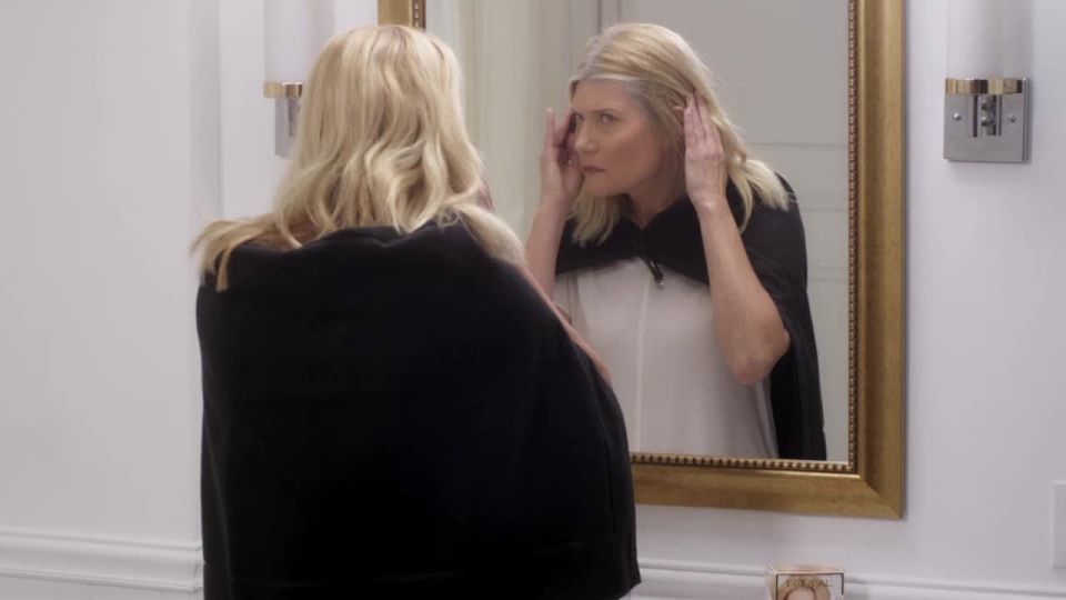 thumbnail video image 2 of L'Oreal Paris Age Perfect Permanent Hair Color, 5N Medium Natural Brown, 1 kit, 2 of 7