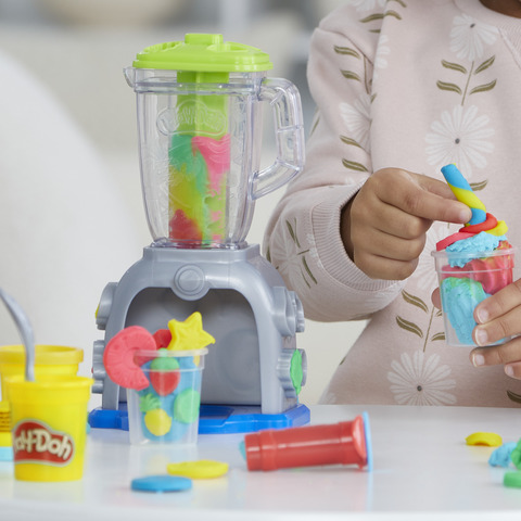 Play-Doh Swirlin' Smoothies Toy Blender Playset, Play Kitchen Toys for Kids  Age 3+ 