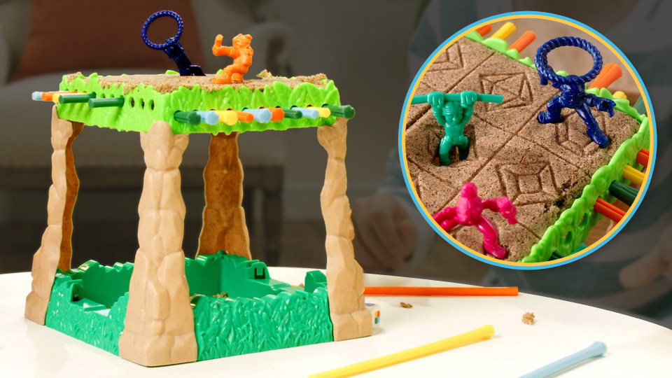 Sink N’ Sand, Board Game with Kinetic Sand, for Kids Ages 4 and up