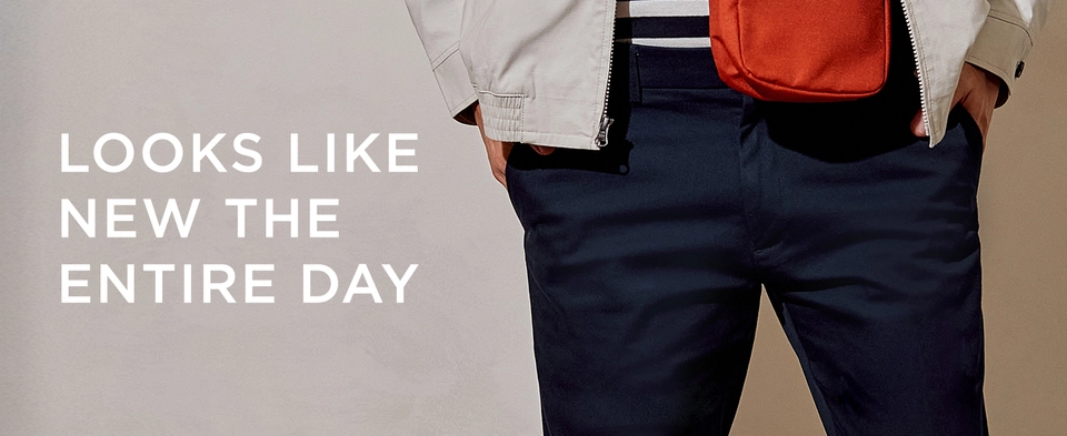 Haggar Men's Premium No Iron Khaki Classic Fit Flat Front Casual Pant