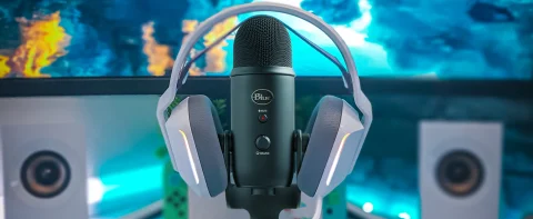 Blue Microphones Yeti - Microphone - USB - red | Dell USA