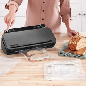 FoodSaver Multi-Use Vacuum Sealing System & Preserve Containers Review