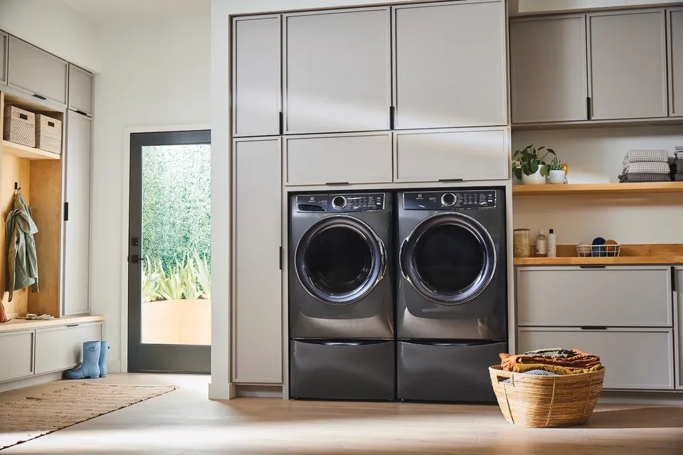 Package ELE76ATE - Electrolux Appliance Laundry Package - Front